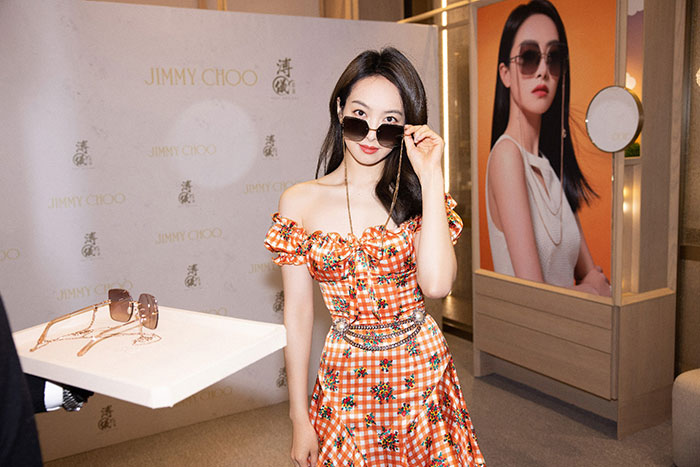 JIMMY CHOO 正式发布 2021 春夏眼镜系列图片4
